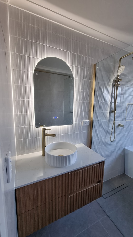 Arch Ensuite